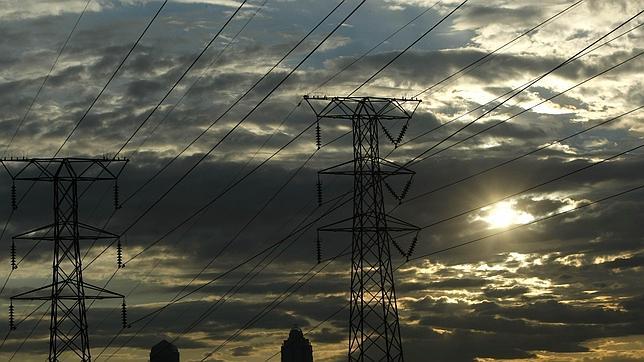 La CNMC recomienda al Estado realizar las adjudicaciones a las telecos basándose en el precio