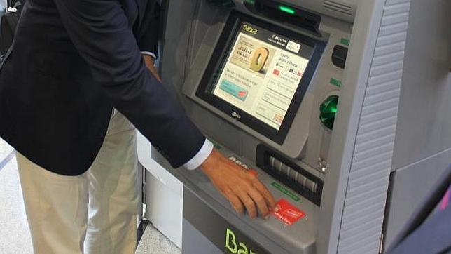 La nueva tarjeta de transporte público cambia los hábitos de los usuarios