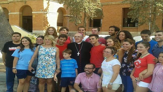 Carlos Osoro sigue con su «peregrinación» a la espera de la llamada del Papa