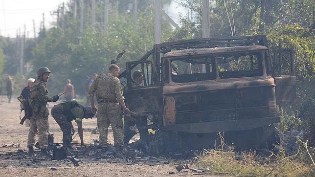 Kiev afirma que una columna de blindados rusos ha cruzado la frontera