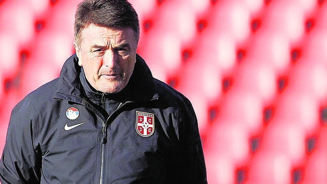 Radomir Antic, durante su etapa como seleccionar Serbio