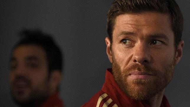 Xabi Alonso se retira de la selección