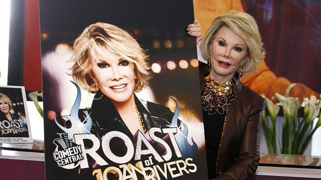 La vida de Joan Rivers depende de una máquina