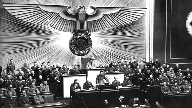 Hitler en el Reichstag