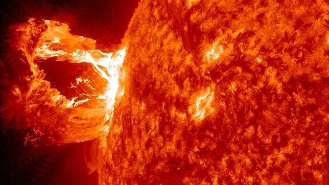 El día que la Tierra se tiñó de rojo: la mayor tormenta solar de la historia