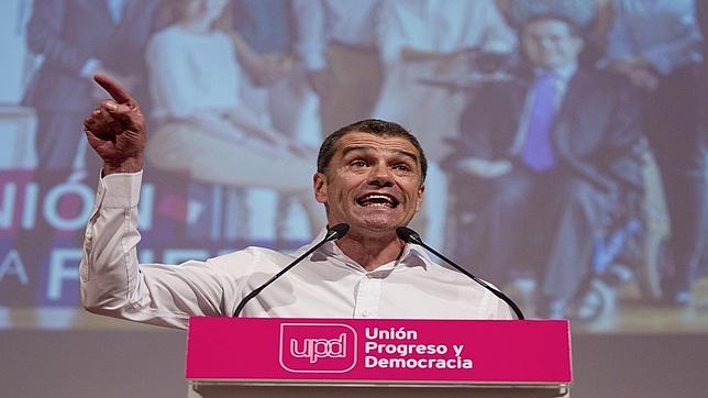 Toni Cantó se enfrentará al líder regional de UPyD para optar a la Generalitat