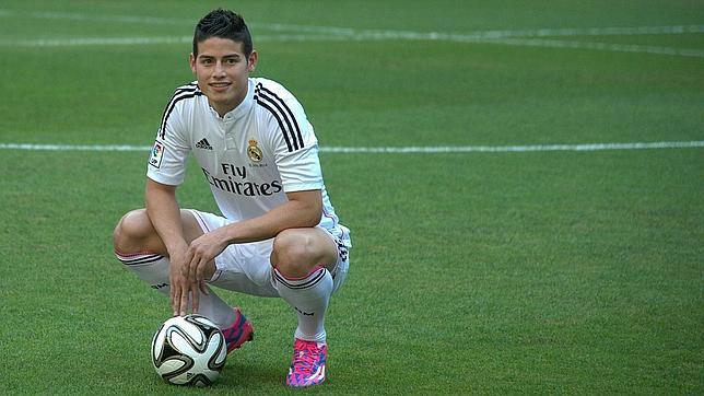 Florentino modera su inversión en fichajes tras cinco años de mandato