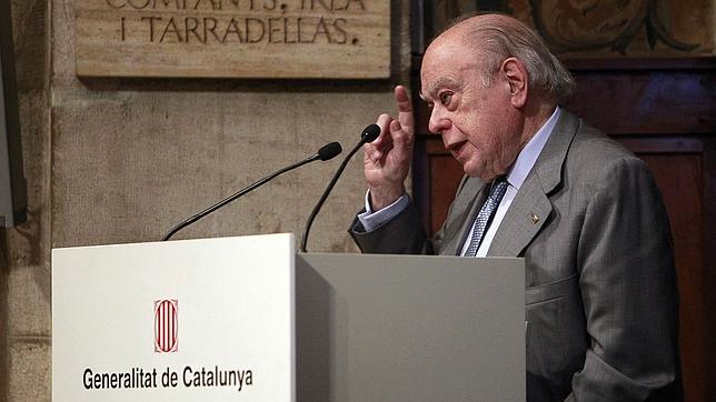 Pujol se aferra al secesionismo para retrasar su comparecencia