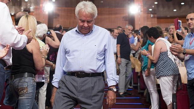 Felipe González no cree que Pujol sea «un corrupto», sino que hacía «cobertura» a sus hijos