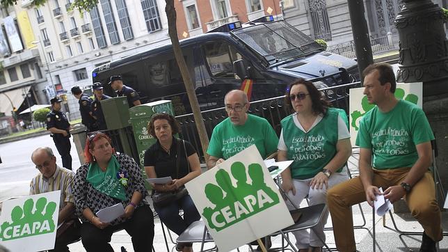 Ceapa denuncia que la Lomce da cobertura legal a los recortes