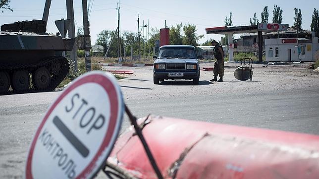 El acuerdo de paz en el este de Ucrania prevé elecciones locales en las regiones rebeldes