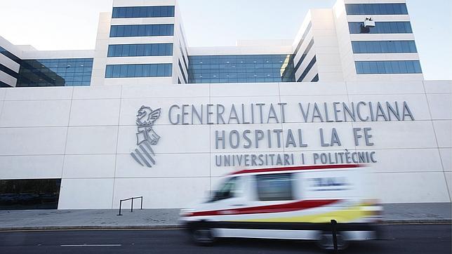 Un paciente se infecta del VIH tras recibir un trasplante de hígado en Valencia