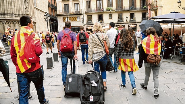 Comerciantes denuncian el acoso de los organizadores de la Diada
