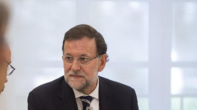 Mariano Rajoy en una reunión con el presidente de Andorra Antonio Marti en el Palacio de la Moncloa