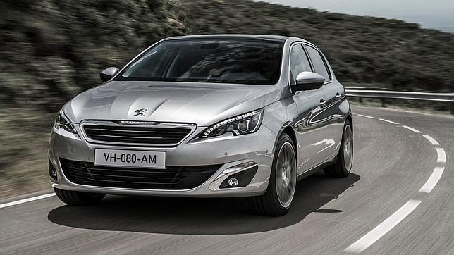 Comparamos el 308 e-THP 130 con su «alter ego» diésel