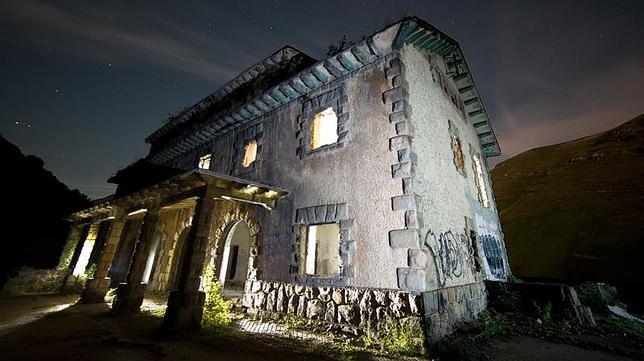 Las estaciones de tren abandonadas con más encanto de España