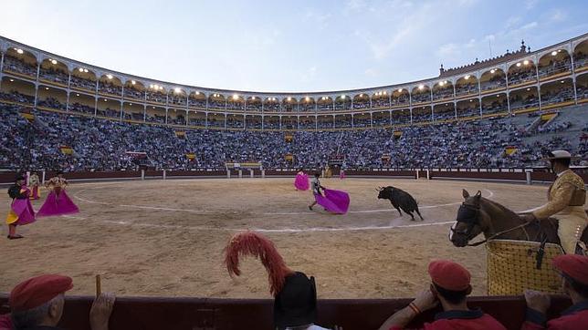 Toros y baloncesto, de la mano en la temporada 2014/2015
