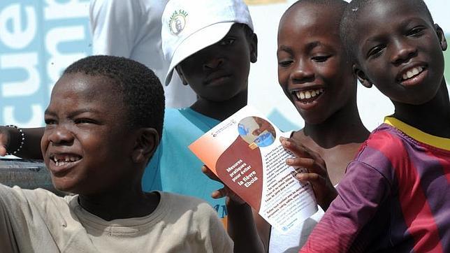Unicef alerta del aumento de los niños huérfanos por el ébola en Liberia