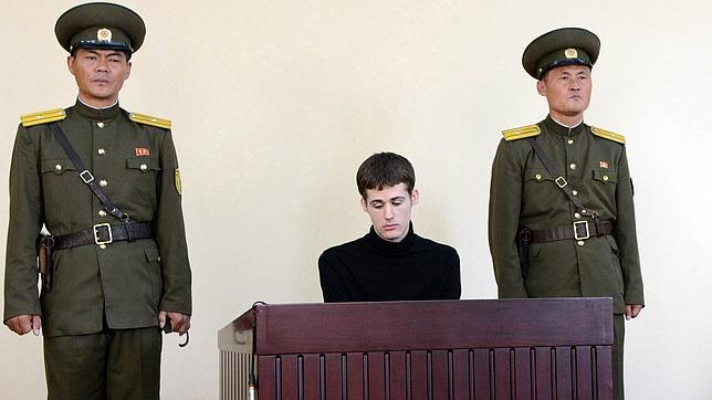 Kim Jong-un condena a un estadounidense a 6 años de trabajos forzados