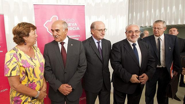 Brufau ve razones «políticas» en la negativa a las prospecciones en Canarias