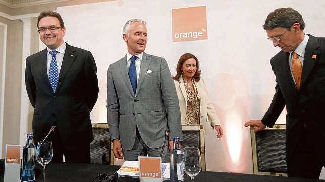 La CNMV investigará si se usó información privilegiada para elevar la acción de Jazztel