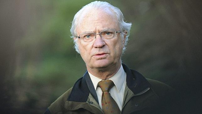 El Rey Carlos Gustavo de Suecia sale ileso de un accidente de coche