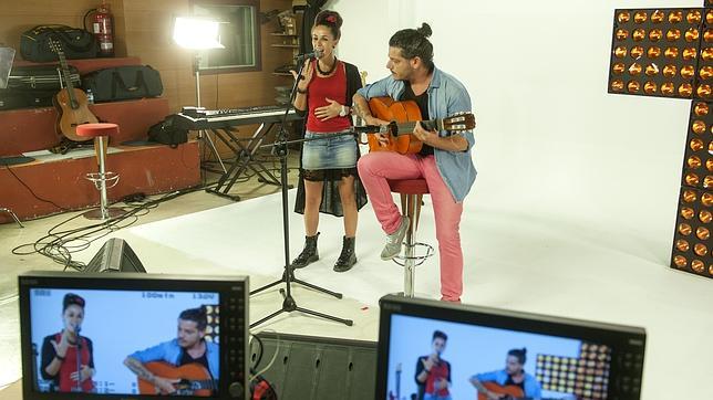 Más de mil canciones se presentan al casting del nuevo programa de Cantizano en Sevilla