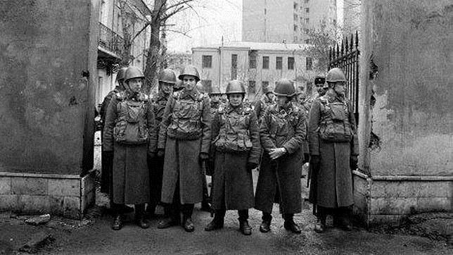 «El ocaso del imperio», la URSS decadente vista desde la cámara de Kapuscinski