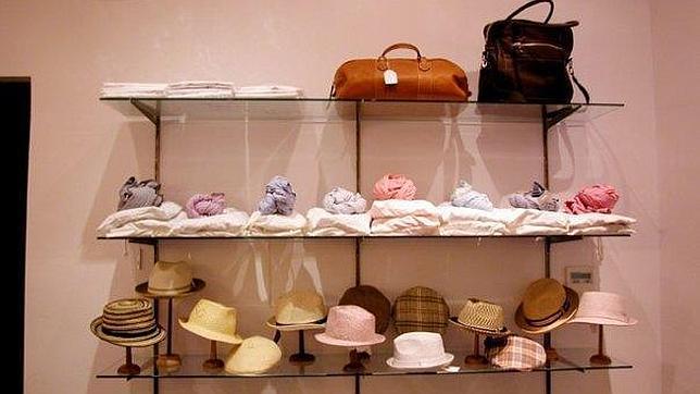 Colección de gorros y sombreros