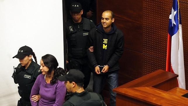 Acusan de terrorismo a los anarquistas detenidos por los atentados en Chile