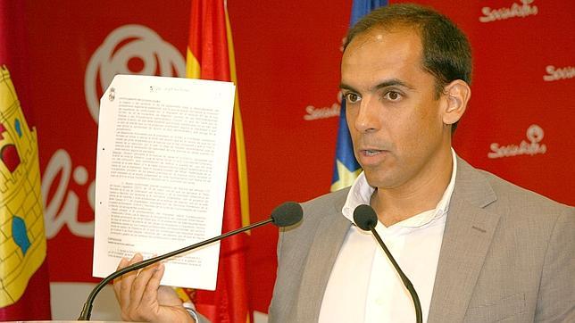 El PSOE asegura que la Junta deja a la mitad la inversión en el Teatro Moderno