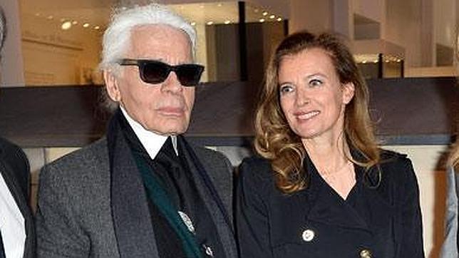 Karl Lagerfeld apoya a Valérie Trierweiler «Ella tiene razón»