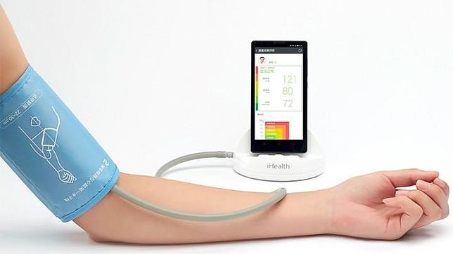 Xiaomi entra en el sector salud con un tensiómetro llamado «iHealth»