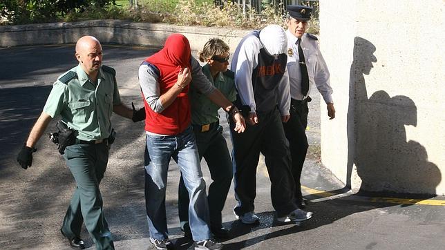 Implicados en el caso «Nanysex» acudiendo al juzgado