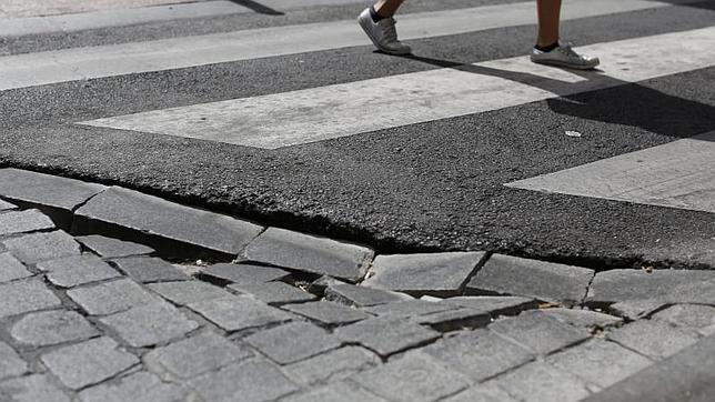 El plan de rehabilitación de aceras y estructuras llega el lunes a 14 distritos