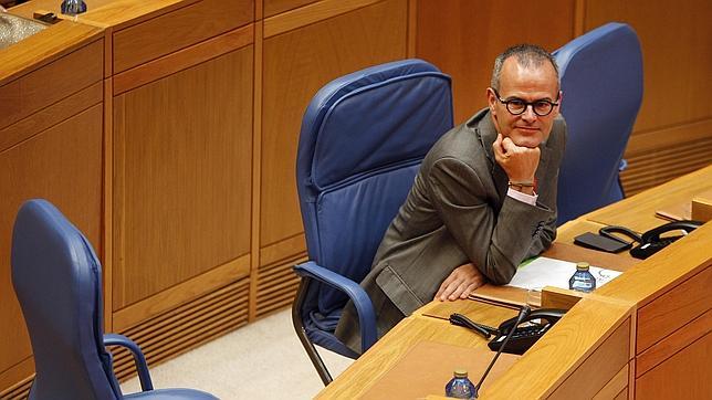 Feijóo ve «muy razonable» que el conselleiro de Educación sea candidato del PP en Orense