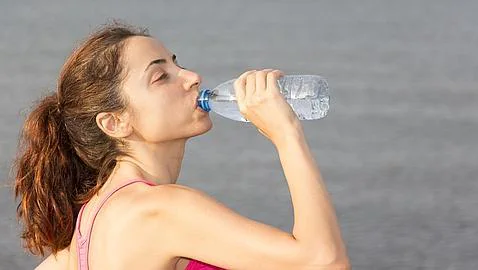 Una hidratación adecuada mejora la capacidad cognitiva