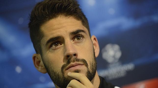 Isco: «A veces nos partimos, pero hay tres bichos arriba»