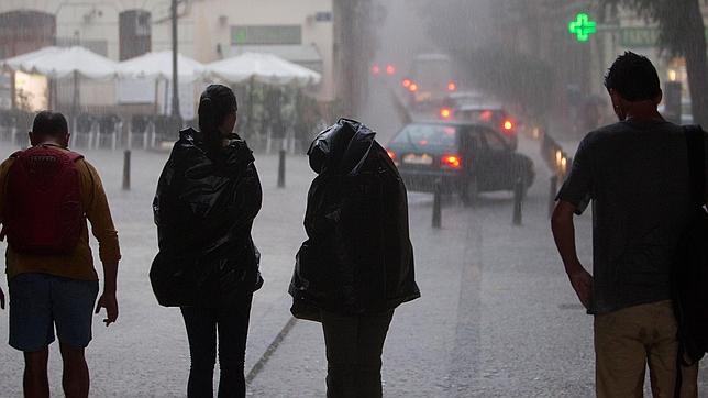 Continúa interrumpido el AVE entre Figueras y Gerona por inundación de la vía