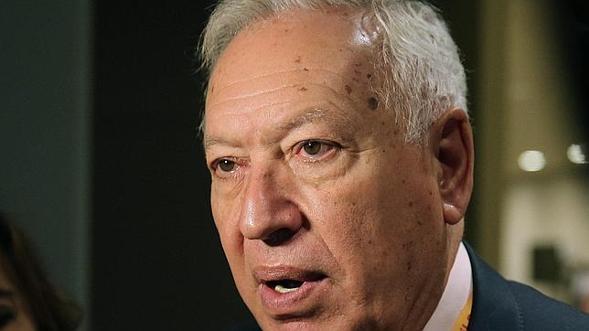 Margallo avisa a Mas de que puede provocar que Cataluña pierda su situación de privilegio
