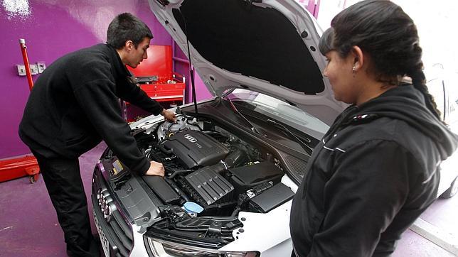 Un taller de coches para chicas