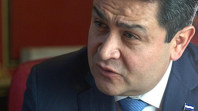 El presidente de Honduras: «EE.UU. no nos apoya para reducir la emigración de niños»