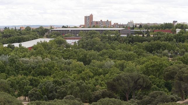 UPyD pide una rampa que una Aravaca y Casa de Campo