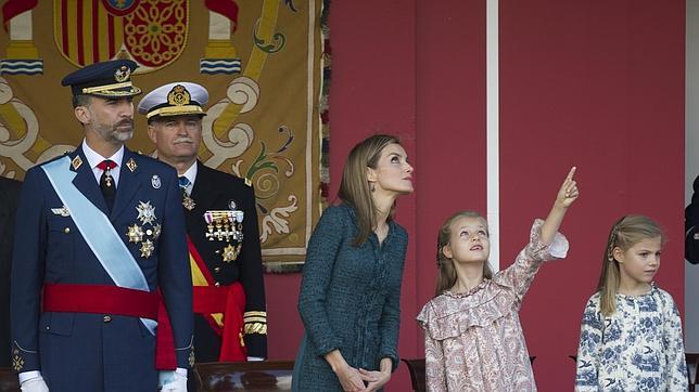 Los Reyes ofrecen una recepción a una amplia variedad de sectores sociales