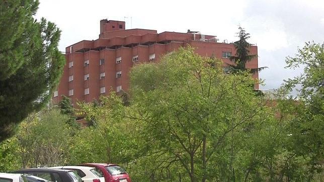 Vecinos del Carlos III: «Estamos acostumbrados y no tenemos miedo»