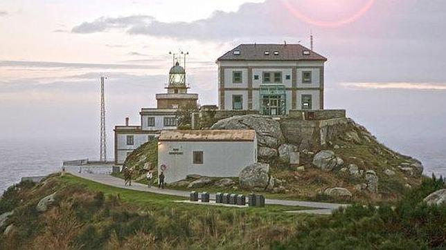 Siete faros con encanto para dormir con el runrún del mar