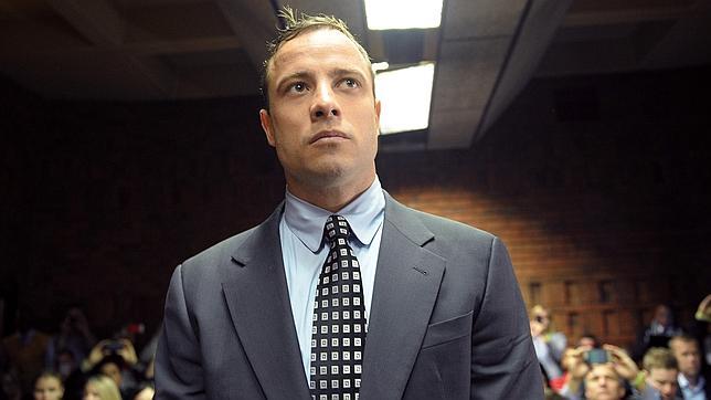 Óscar Pistorius, durante el juicio por disparar a su novia Reeva