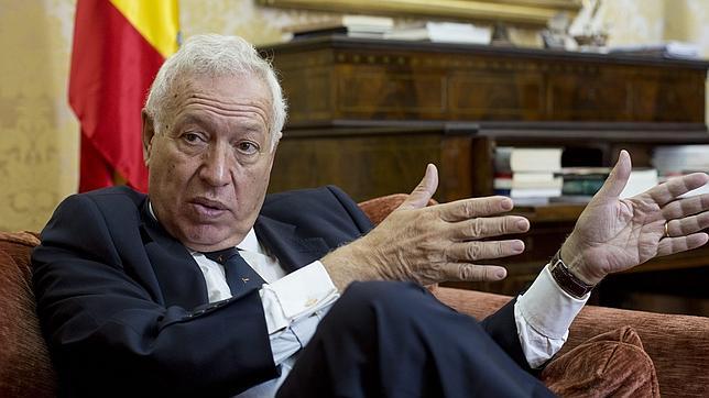 Margallo: «Hay riesgo de un corredor yihadista del Atlántico al Índico»