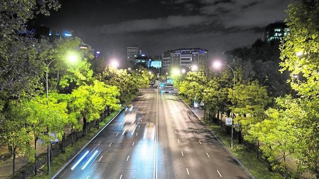 El Ayuntamiento pondrá bombillas ecológicas en 90.000 farolas