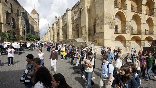 Córdoba se abona a los 30 grados